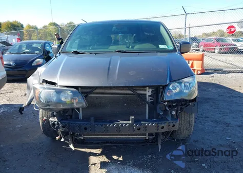 2018 Dodge Grand Caravan Gt z USA, uszkodzony, nr VIN 2C4RDGEG2JR340008